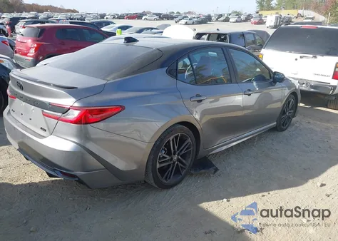 2025 Toyota Camry Xse z USA, uszkodzony, nr VIN 4T1DAACK8SU573950